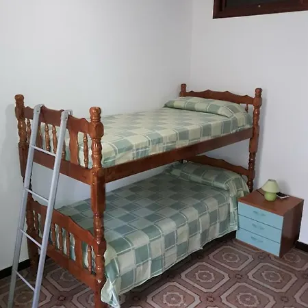 Ernest Mary House Nyaraló