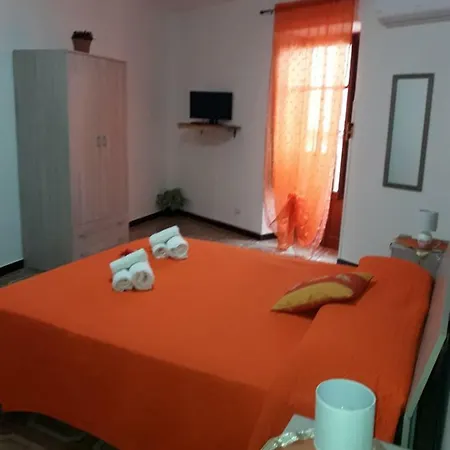 Nyaraló Ernest Mary House Cefalù