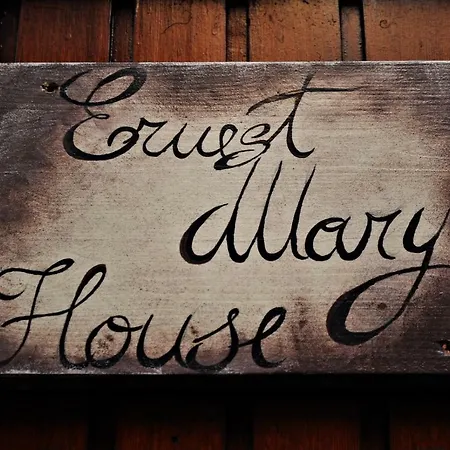 Ernest Mary House Сasa de vacaciones